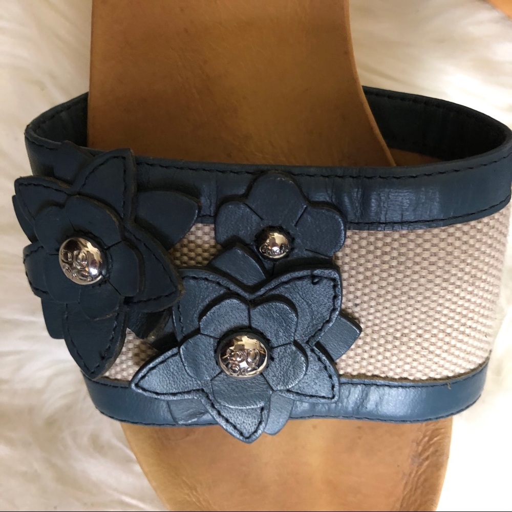 COACH LEATHER CLOGS SIZE 7B - Picture 3 of 3